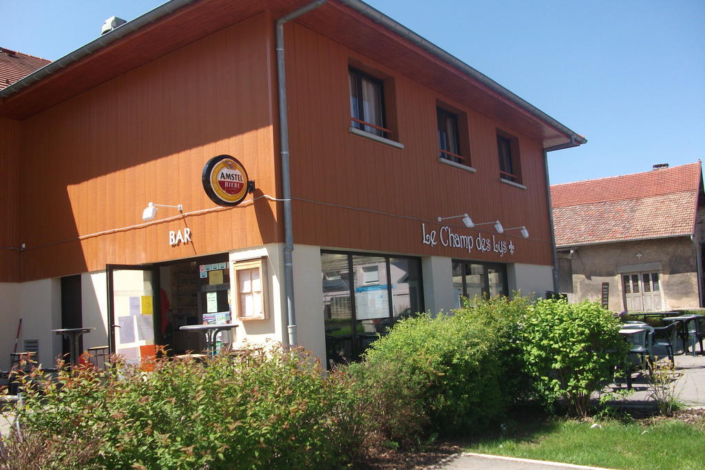 Le Champ Des Lys Amancey Exterior foto
