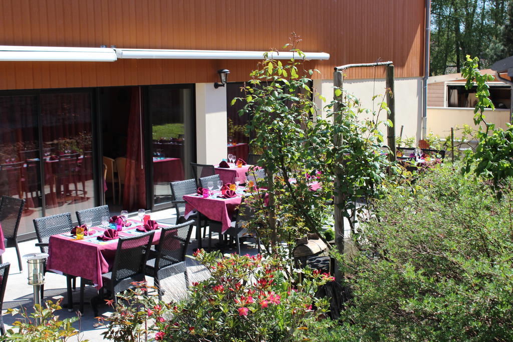 Le Champ Des Lys Amancey Exterior foto