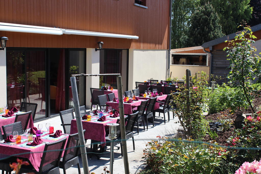 Le Champ Des Lys Amancey Exterior foto