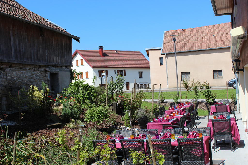 Le Champ Des Lys Amancey Exterior foto