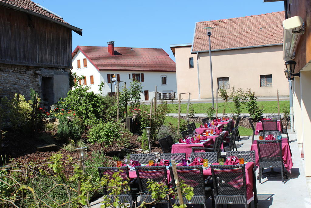 Le Champ Des Lys Amancey Exterior foto