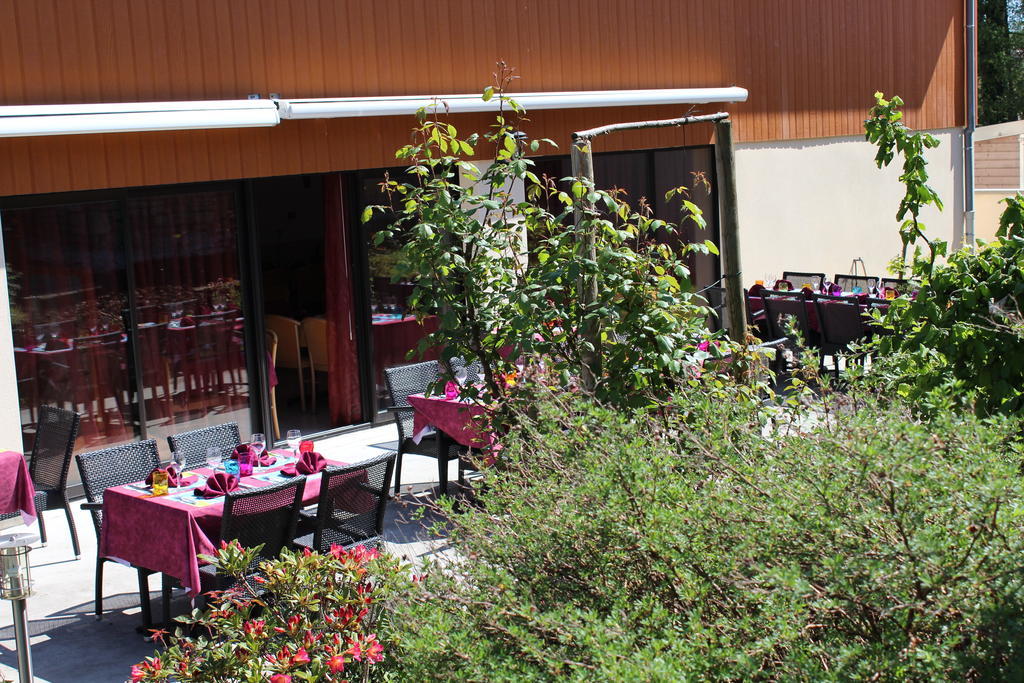 Le Champ Des Lys Amancey Exterior foto